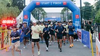 Ribuan warga mengikuti festival olahraga Uniqlo Fitfest 2022 di Plaza Barat, Gelora Bung Karno (GBK) Senayan, Jakarta yang digelar selama dua hari, pada Minggu (26/6) lalu.
