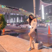 DJ Joice jadi tersangka kasus penyalahgunaan narkotika jenis sabu bersama tiga orang lainnya. Wakasat Narkoba Polres Metro Jakarta Selatan AKP Billy Gustiano Barman menjelaskan, DJ Joice mengaku memakai barang haram tersebut demi mendapat ketenangan dan perasaan bahagia. Itu menurut keterangan tersangka dia dapat ketenangan, kepuasan dan perasaan bahagia, ungkapnya. (Foto: Instagram/@about.joice)