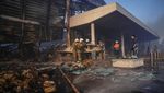 Foto: Detik-detik Mal di Ukraina Terbakar Usai Dihantam Rudal Rusia