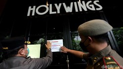 Terpopuler: Media Asing Beritakan Penutupan Holywings di Jakarta