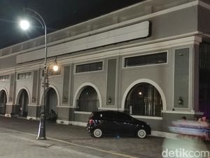 Selain Tutup, Holywings di Semarang Juga Lepas Logo