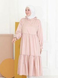 7 Inspirasi Gaya Midi Dres Dan Hijab, Feminin Simpel Bikin Terlihat ...