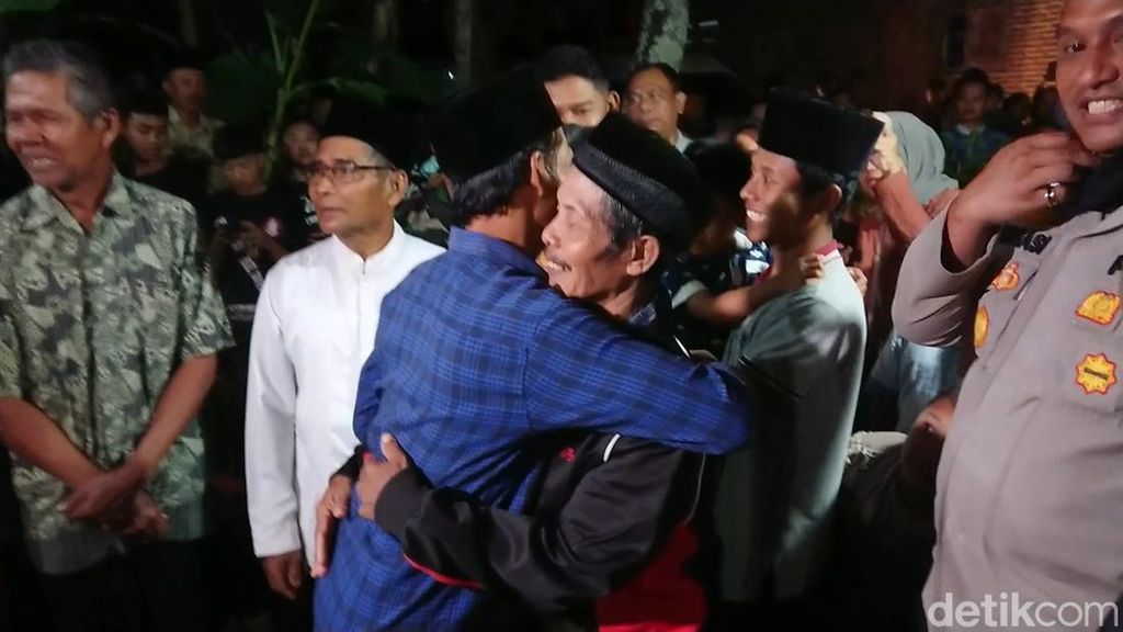 Kakek Muhadi Akhirnya Pulang ke Jatim Usai 30 Tahun Terdampar di Sumut
