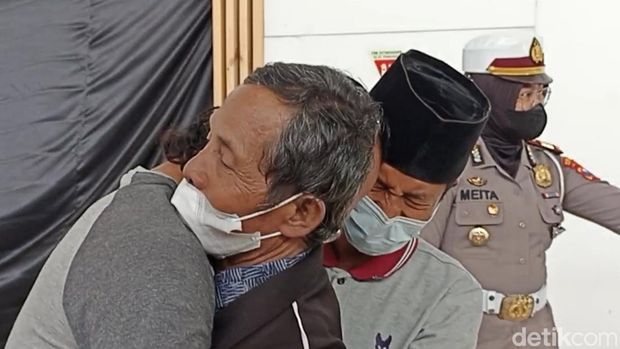kakek muhadi