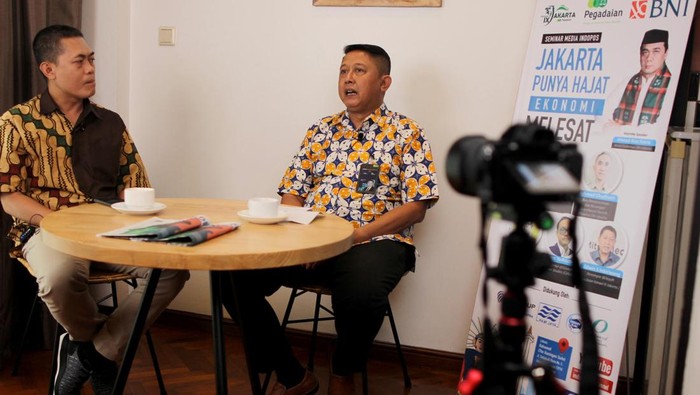 KUR Super Mikro Dongkrak Perekonomian Pascapandemi Pasca dua tahun pandemi, keterpurukan ekonomi pun berangsur membaik. Iklim investasi, modal usaha, lapangan kerja memang tak mudah untuk dilalui.
Karena, krisis pandemi berdampak besar kepada masyarakat menengah ke bawah. Bahkan secara signifikan perekonomian indonesia pernah turun di angka 0,27 persen.