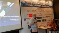 Tren berinvestasi di pasar modal bagi masyarakat Indonesia terus meningkat setiap tahunnya, hal ini dapat dilihat berdasarkan data KSEI (Kustodian Sentral Efek Indonesia) bahwa jumlah investor pasar modal di akhir Mei 2022 mencapai 8,8 juta, tumbuh 1,4 juta investor atau sekitar 15 persen hanya dalam kurun waktu 5 bulan. Dengan peningkatan yang signifikan terkait jumlah investor pasar modal yang signifikan, dibutuhkan pula edukasi tepat dan menyeluruh kepada setiap lapisan masyarakat.