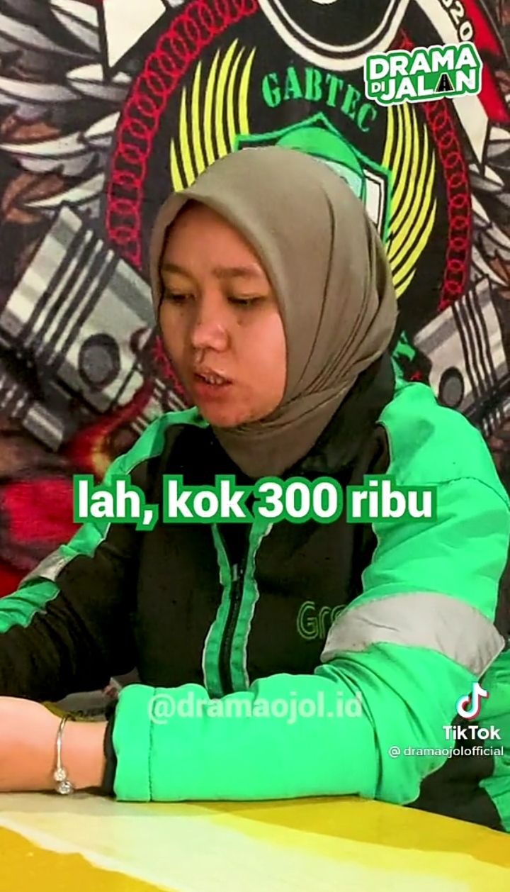 Antar Paket Berisi Kurma, Ojol Ini Menangis Dapat Tip Rp 300 Ribu