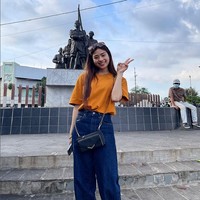 Pria 22 tahun itu menjawab pertanyaan Yuri karena ia bisa bahasa Jepang. Yuri kemudian bertanya bagaimana caranya agar bisa mempelajari bahasa asing dengan cepat. Dia juga nanya belajar dari mana. Saya jawab dari kartun Jepang. Dia juga minta saran bagaimana cara belajar bahasa asing dengan cepat. Karena kebetulan waktu itu dia lagi sekolah di Australia, ujar Pratama. Foto: Dok. Instagram @kuda_pirang.