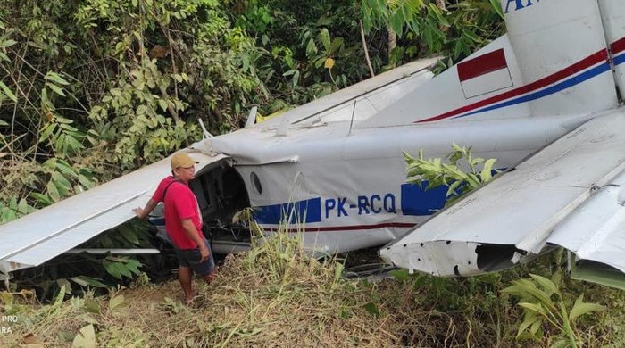 Pesawat mendarat darurat di Keerom, Papua (Dok. Istimewa).