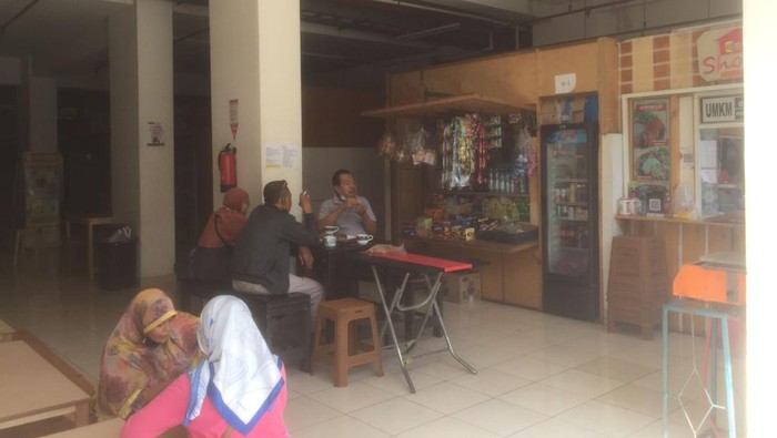 Pemprov DKI Jakarta mengubah batas penghasilan tertinggi masyarakat berpenghasilan rendah (MBR). Kini Orang berpenghasilan Rp 14 juta masuk kriteria pembeli rumah DP Rp 0.