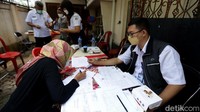 Disdukcapil DKI mencatat ada 5.637 warga terdampak pergantian nama jalan. Budi mengatakan pihaknya telah berkoordinasi dengan Ditjen Dukcapil Kementerian Dalam Negeri untuk memastikan ketersediaan blangko KTP dan KIA.
