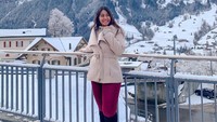 Ayu Anjani merasa belum banyak membahagiakan ibu dan adiknya. (Foto: dok instagram)