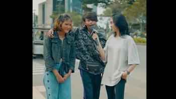 Ini adalah video viral pertama Bonge bersama mantan kekasihnya, Kurma. Foto: dok Tiktok