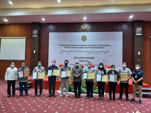 Abipraya Raih Penghargaan Zero Accident Proyek Jalan di Gunungkidul
