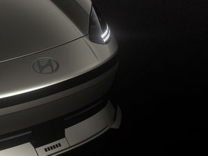 Hyundai Mulai Tebar Teaser Tampang Ioniq 6
