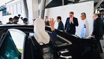Gandengan Tangan Jokowi dan Iriana di Ukraina