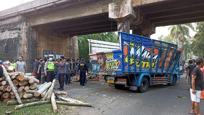 kecelakaan di blitar