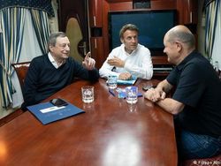 Mengintip Interior Kereta VIP yang Bawa Jokowi ke Ukraina