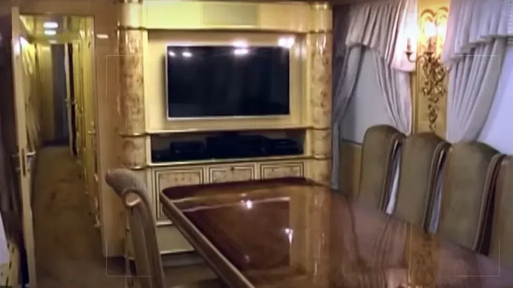Mengintip Interior Kereta VIP yang Bawa Jokowi ke Ukraina