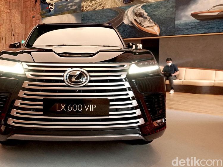 Tunggangan Sultan! Wujud Lexus LX 600 VIP Seharga Rp 3,5 M