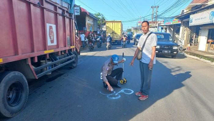 Lokasi pemotor tewas tertabrak mobil di Bogor