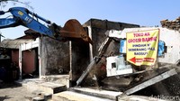 Sementara itu, saat ini sejumlah korban dipindah sementara ke Rusun Cipinang Besar Utara (CBU).