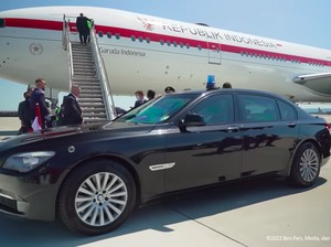 Mobil Antipeluru dan Bom yang Ditumpangi Jokowi di Rusia