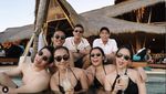 10 Momen Alyssa, Adik Marshanda Saat Asyik Kulineran