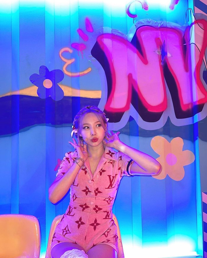 Nayeon TWICE Nayeon TWICE