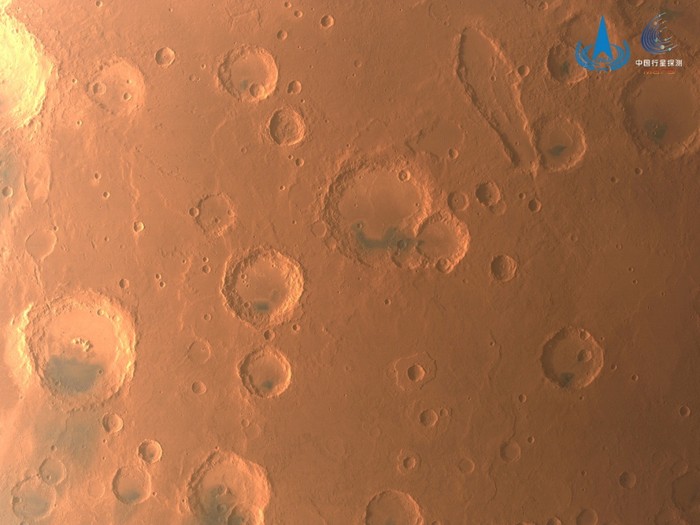 An image of Mars taken by Chinas Tianwen-1 unmanned probe is seen in this handout image released by China National Space Administration (CNSA) June 29, 2022. CNSA/Handout via REUTERS  ATTENTION EDITORS - THIS IMAGE WAS PROVIDED BY A THIRD PARTY. NO RESALES. NO ARCHIVES.