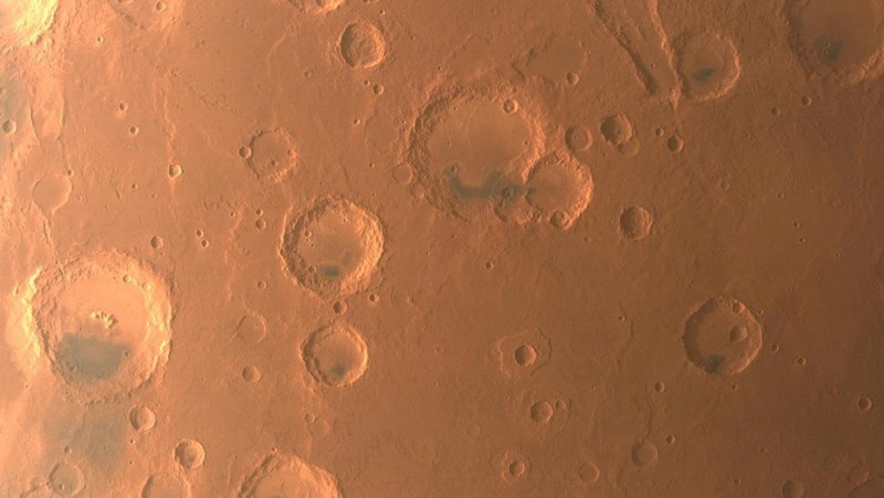 An image of Mars taken by China's Tianwen-1 unmanned probe is seen in this handout image released by China National Space Administration (CNSA) June 29, 2022. CNSA/Handout via REUTERS  ATTENTION EDITORS - THIS IMAGE WAS PROVIDED BY A THIRD PARTY. NO RESALES. NO ARCHIVES.