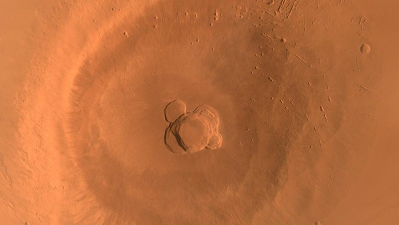 An image of Mars taken by China's Tianwen-1 unmanned probe is seen in this handout image released by China National Space Administration (CNSA) June 29, 2022. CNSA/Handout via REUTERS  ATTENTION EDITORS - THIS IMAGE WAS PROVIDED BY A THIRD PARTY. NO RESALES. NO ARCHIVES.