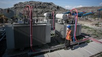 Sebagai informasi, PLTSa Putri Cempo mampu menghasilkan listrik sekitar 5 megawatt yang menjadi solusi mengatasi persoalan sampah menjadi sumber energi alternatif sekaligus memenuhi pasokan listrik kota. (Mohammad Ayudha/Antara Foto)