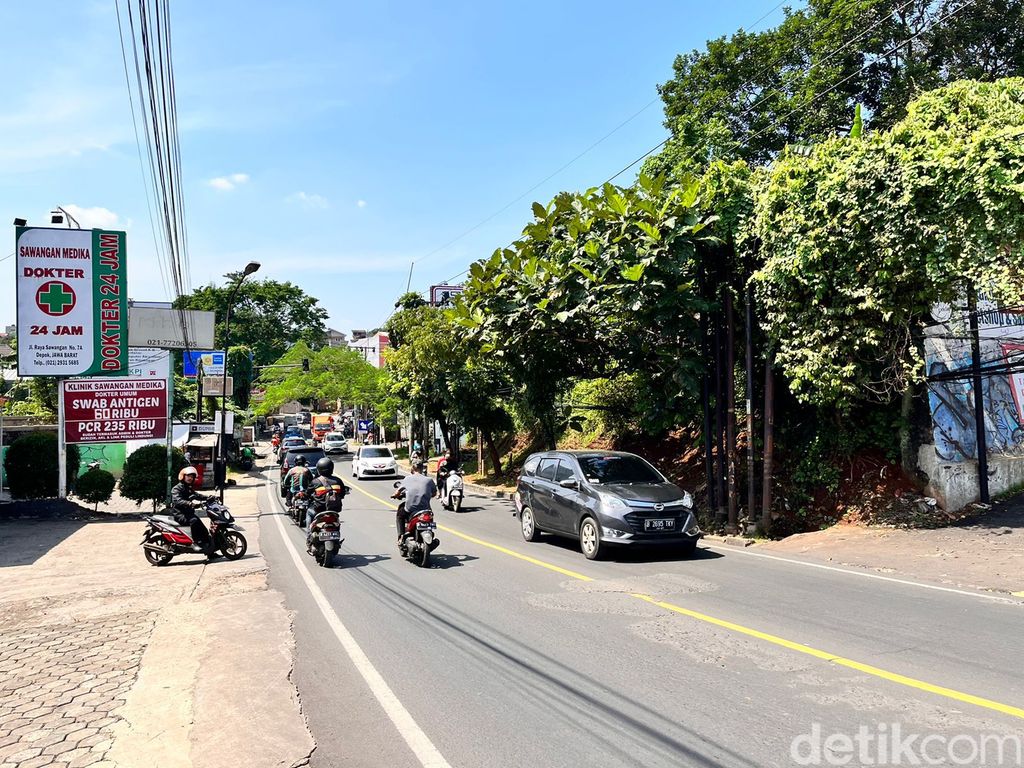 Suasana di jalanan kawasan Sawangan, Depok, Jawa Barat, 29 Juni 2022. (Femi/detikcom)