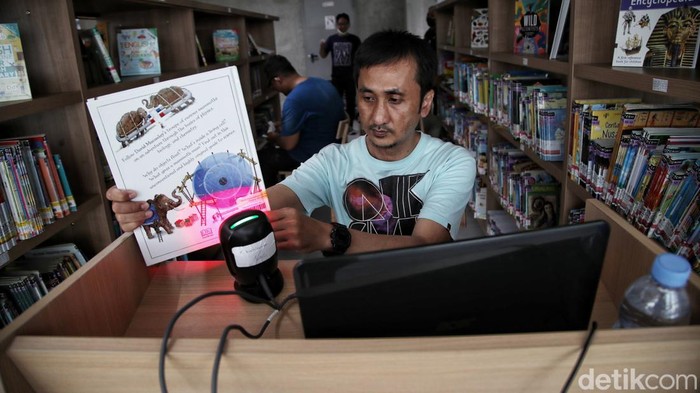 Perpustakaan Umum Daerah Provinsi DKI Jakarta akan dibuka lagi bulan depan. Selain memiliki desain yang keren, perpustakaan ini pun dilengkapi beragam fasilitas