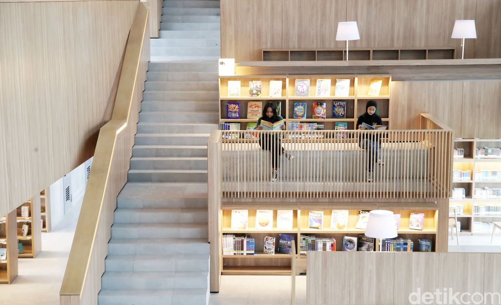 Perpustakaan Umum Daerah Provinsi DKI Jakarta akan dibuka lagi bulan depan. Selain memiliki desain yang keren, perpustakaan ini pun dilengkapi beragam fasilitas