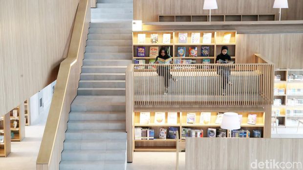 Perpustakaan Umum Daerah Provinsi DKI Jakarta akan dibuka lagi bulan depan. Selain memiliki desain yang keren, perpustakaan ini pun dilengkapi beragam fasilitas