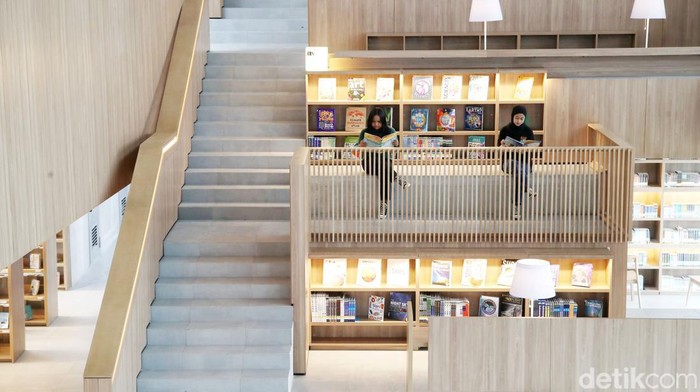 Tengok Perpustakaan Keren di Taman Ismail Marzuki, Bikin Betah Baca Buku Perpustakaan Umum Daerah Provinsi DKI Jakarta akan dibuka lagi bulan depan. Selain memiliki desain yang keren, perpustakaan ini pun dilengkapi beragam fasilitas
