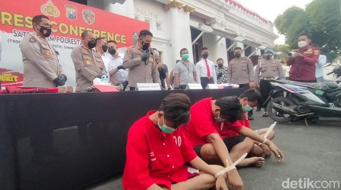 Tiga oknum PSHT ditangkap polisi