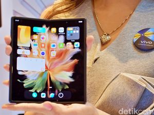 Wujud dan Spesifikasi HP Lipat Vivo