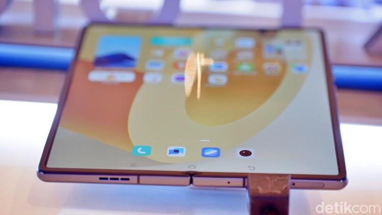 Vivo X Fold