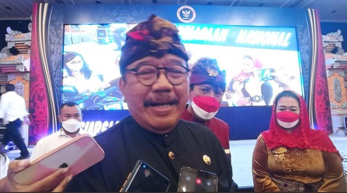 Wagub Bali Tjokorda Oka Artha Ardhana Sukawati (Cok Ace) saat ditemui wartawan usai menjadi pembicara dalam dialog kebangsaan dan deklarasi kesiapsiagaan nasional yang diadakan Badan Nasional Penanggulangan Terorisme (BNPT) di Kabupaten Badung, Rabu (29/6/2022).