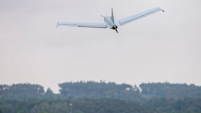 ROUDNICE NAD LABEM, CZECH REPUBLIC - JUNE 29: Members of the Czech company that produces combat drone kits present a Czech drone called Bivoj to journalists on June 29, 2022, near the city of Roudnice nad Labem, Czech Republic. Czechs raised the money to buy the drones for the Ukrainian army in a crowdfunding campaign. This combat remote-controlled drone is being developed by a Czech company and it has already been bought several of them for the Ukrainian army. (Photo by Gabriel Kuchta/Getty Images)