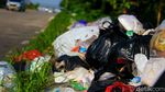 Ada Spanduk Larangan, Warga Masih Buang Sampah di Pangkalan Jati
