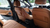 BMW 530i Touring M Sport dijual dengan harga Rp. 1.687.000.000 off-the-road. Mobil ini hadir dengan BMW Service Inclusive, program yang membebaskan semua biaya perawatan kendaraan untuk pelanggan selama 5 tahun atau 60.000 km, mana saja yang lebih dulu, dan mencakup garansi 36 bulan tanpa batasan jarak tempuh. Ban kendaraan ini juga dilindungi oleh BMW Group Tire Coverage selama 2 tahun, yang mencakup 100% biaya penggantian hingga 4 ban per tahun.  
