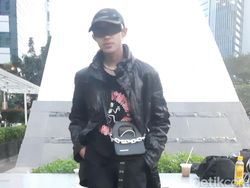 Potret Citayam Fashion Week di Sudirman, Sisi Lain Jakarta yang Unik