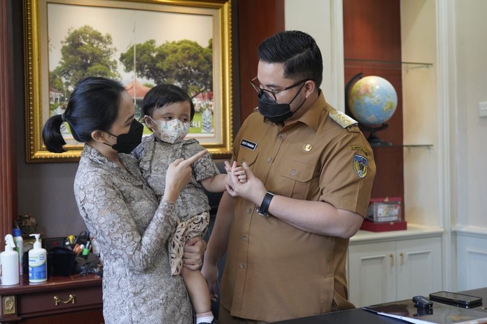 Bupati Kediri Hanindhito Himawan Pramana