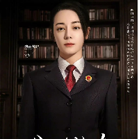 Dilraba Dilmurat menjalani tahun 2022 dengan produktif. Setelah membintangi dua drama China yaitu The Blue Whisper dan Legend of Anle, kini dia tengah menjalani syuting serial terbarunya Prosecution Elites. Foto: Dok. WeTV, Instagram Dilraba Dilmurat Fan Page