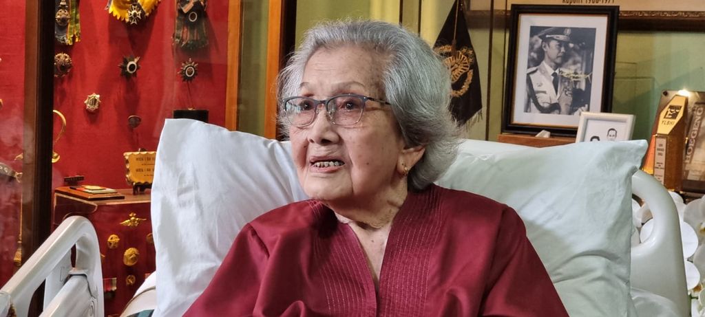 Eyang Meriyati, istri mantan Kapolri alm Jenderal (purn) Hoegeng Iman Santoso (Herianto Batubara/detikcom)