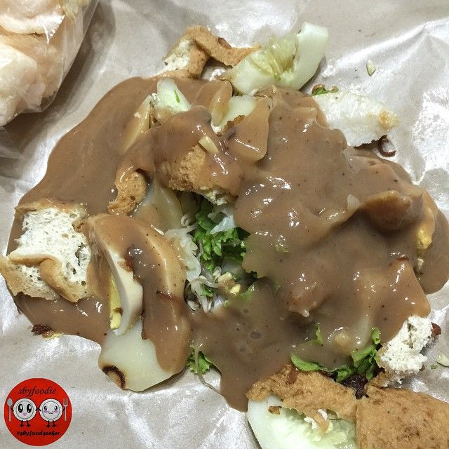 Gado-gado enak di Surabaya